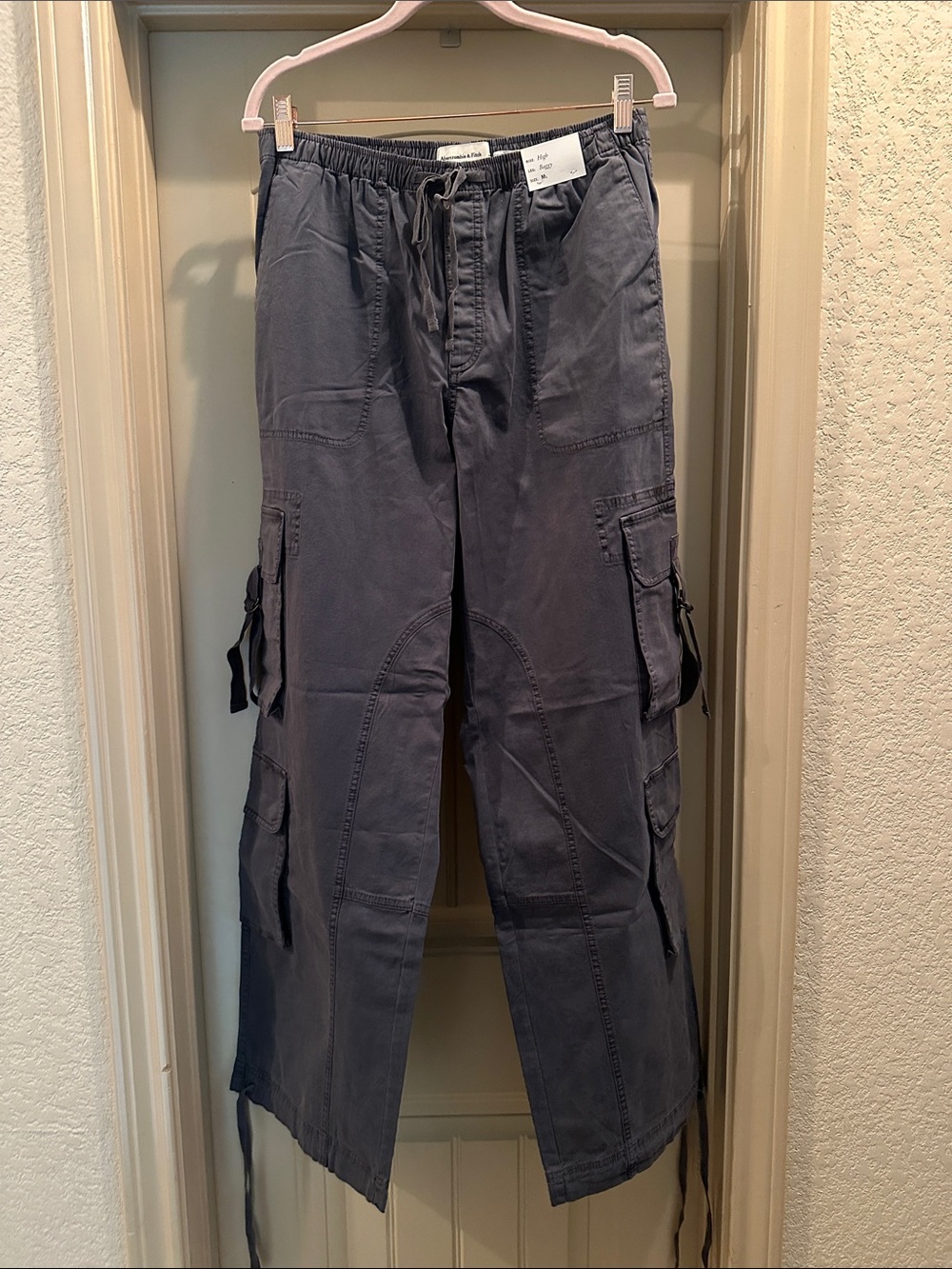 NWT Abercrombie & Fitch Cargo Pant